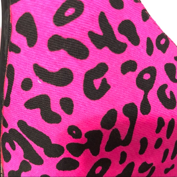 👠Fuchsia Print Heels - Picture 2 of 2
